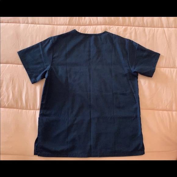 DAGACCI SCRUB TOP SMALL NAVY NWOT - Picture 10 of 12